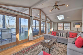 Serenity Now Cabin with Deck and Lake Access! Pocono Pines